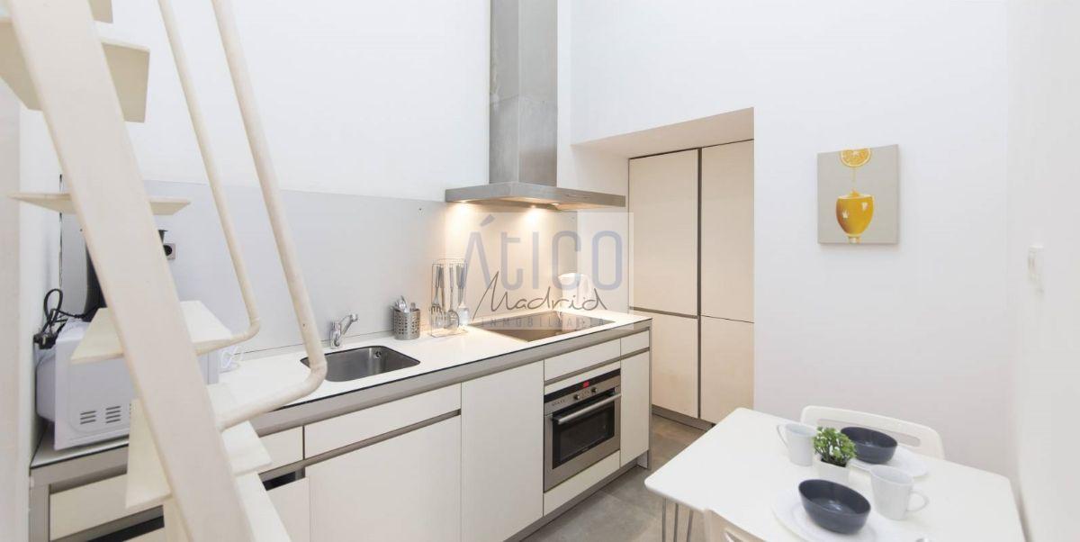 For sale of apartment in Madrid