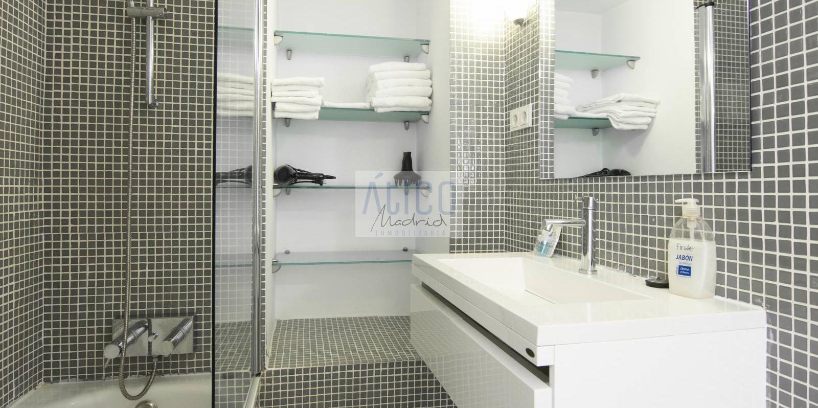 For rent of flat in Madrid