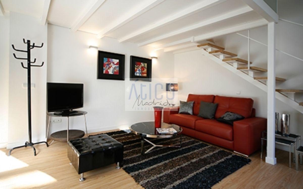 For sale of apartment in Madrid