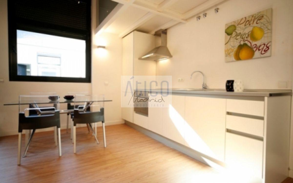 For sale of apartment in Madrid