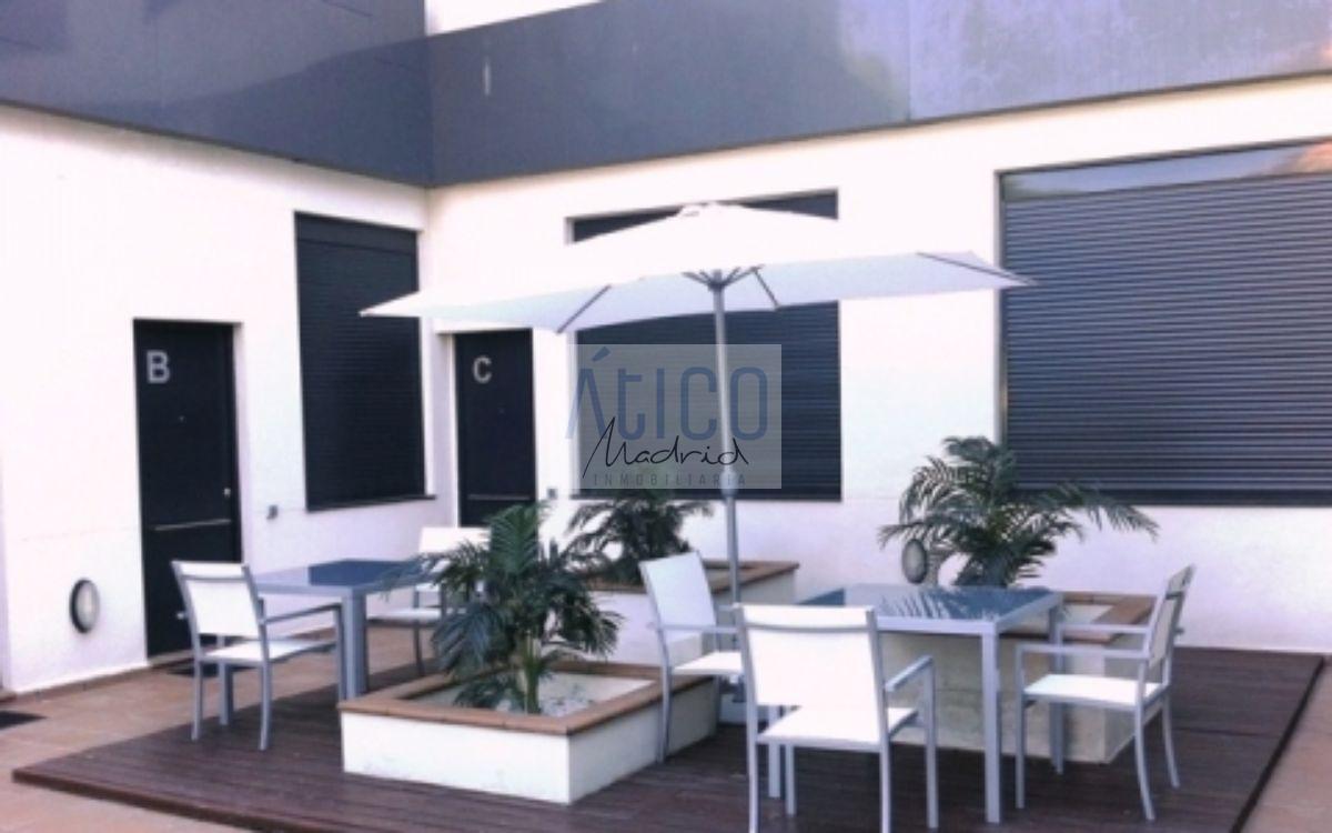 For sale of apartment in Madrid