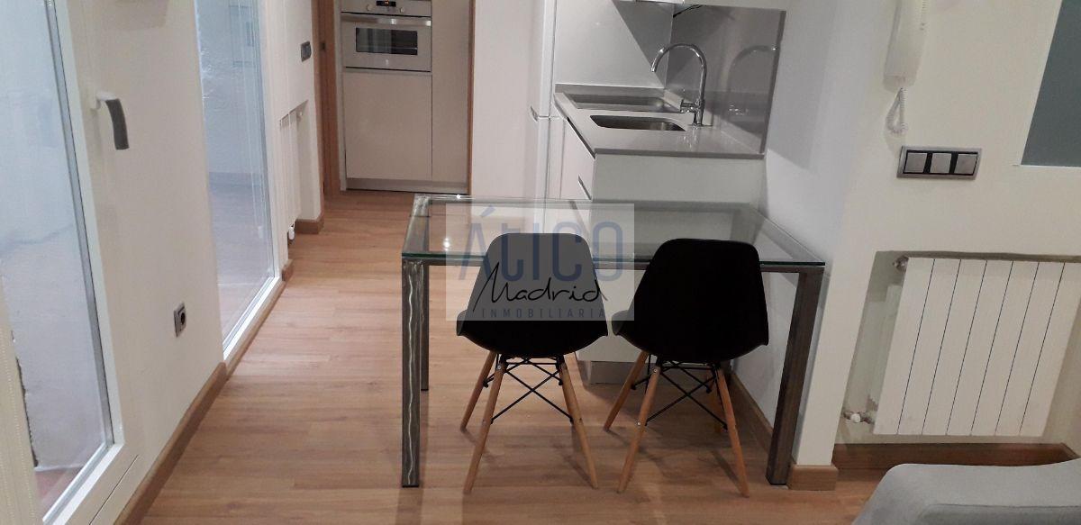 For sale of flat in Madrid