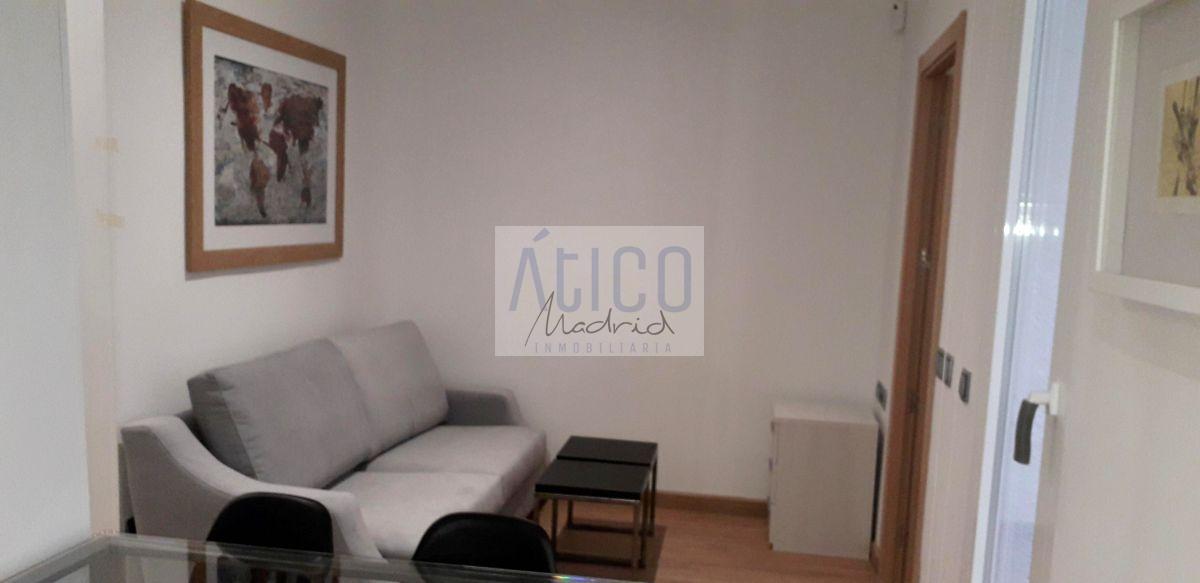 For sale of flat in Madrid