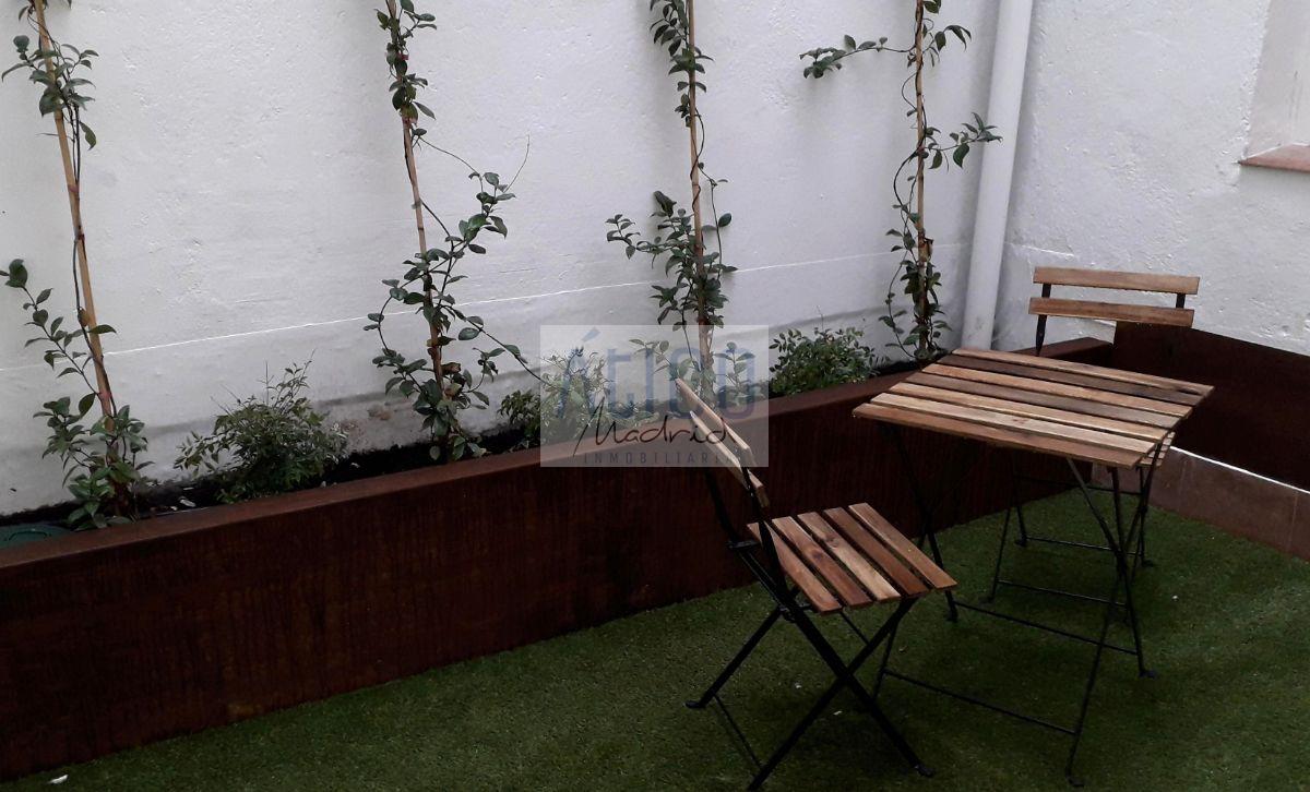 For sale of flat in Madrid