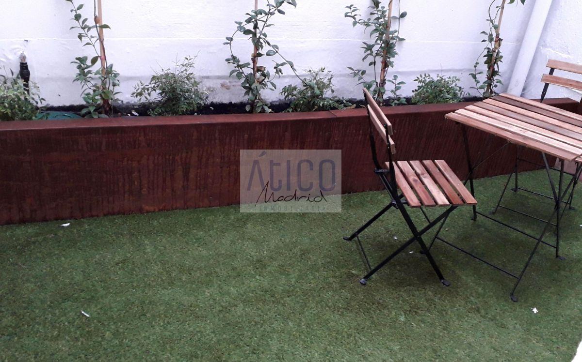 For sale of flat in Madrid