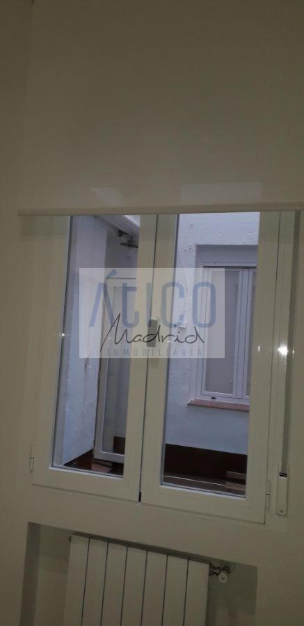 For sale of flat in Madrid