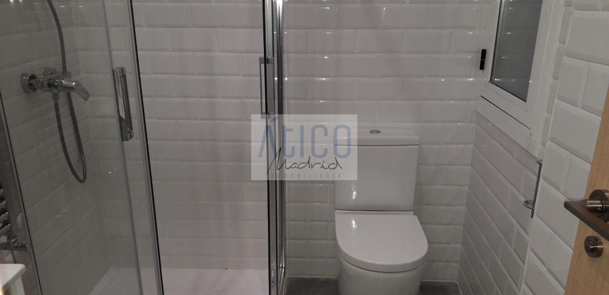 For sale of flat in Madrid