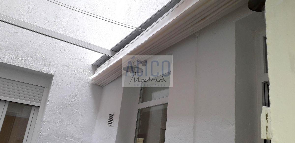 For sale of flat in Madrid