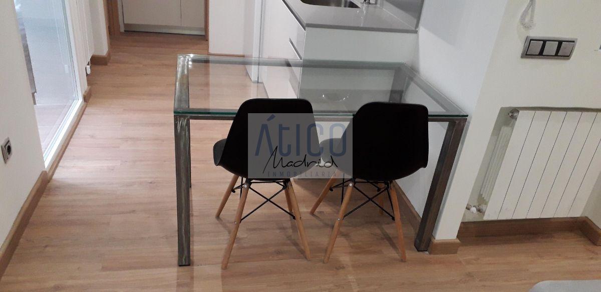 For sale of flat in Madrid