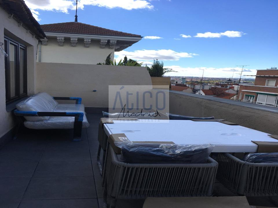 For rent of penthouse in Madrid