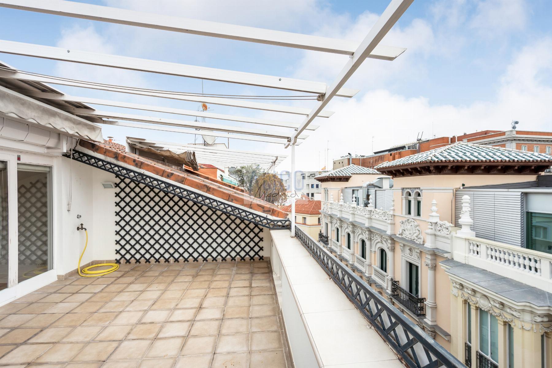 For rent of penthouse in Madrid