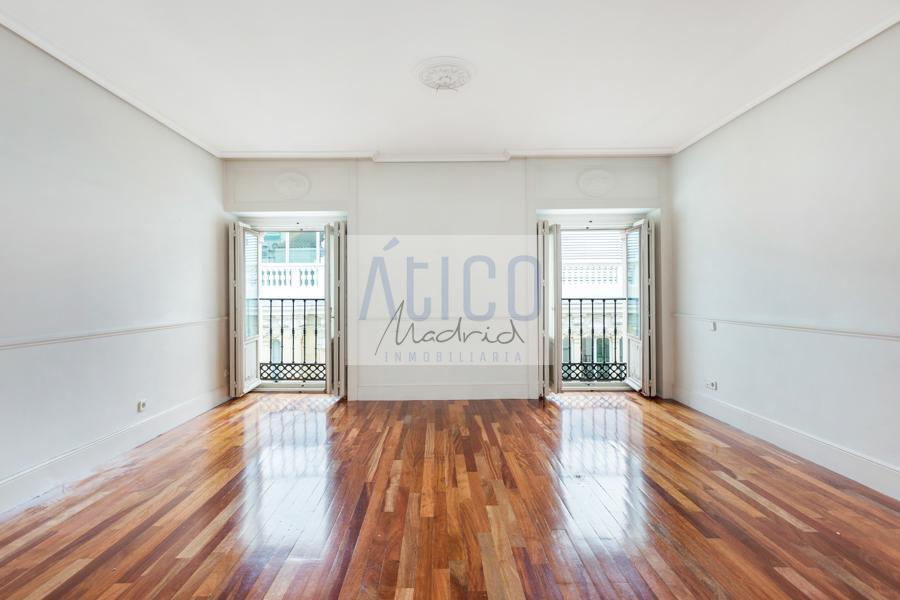 For rent of penthouse in Madrid