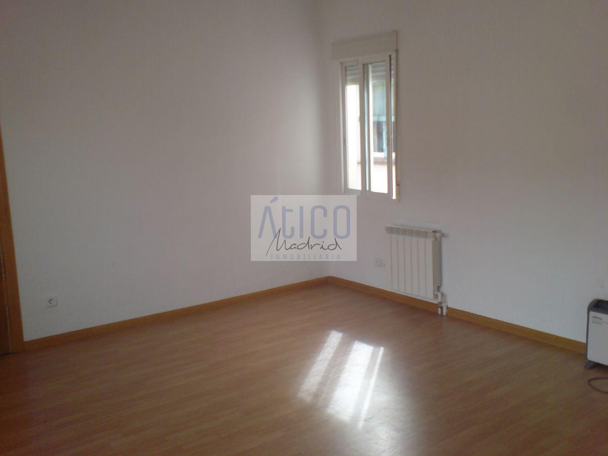 For rent of penthouse in Madrid
