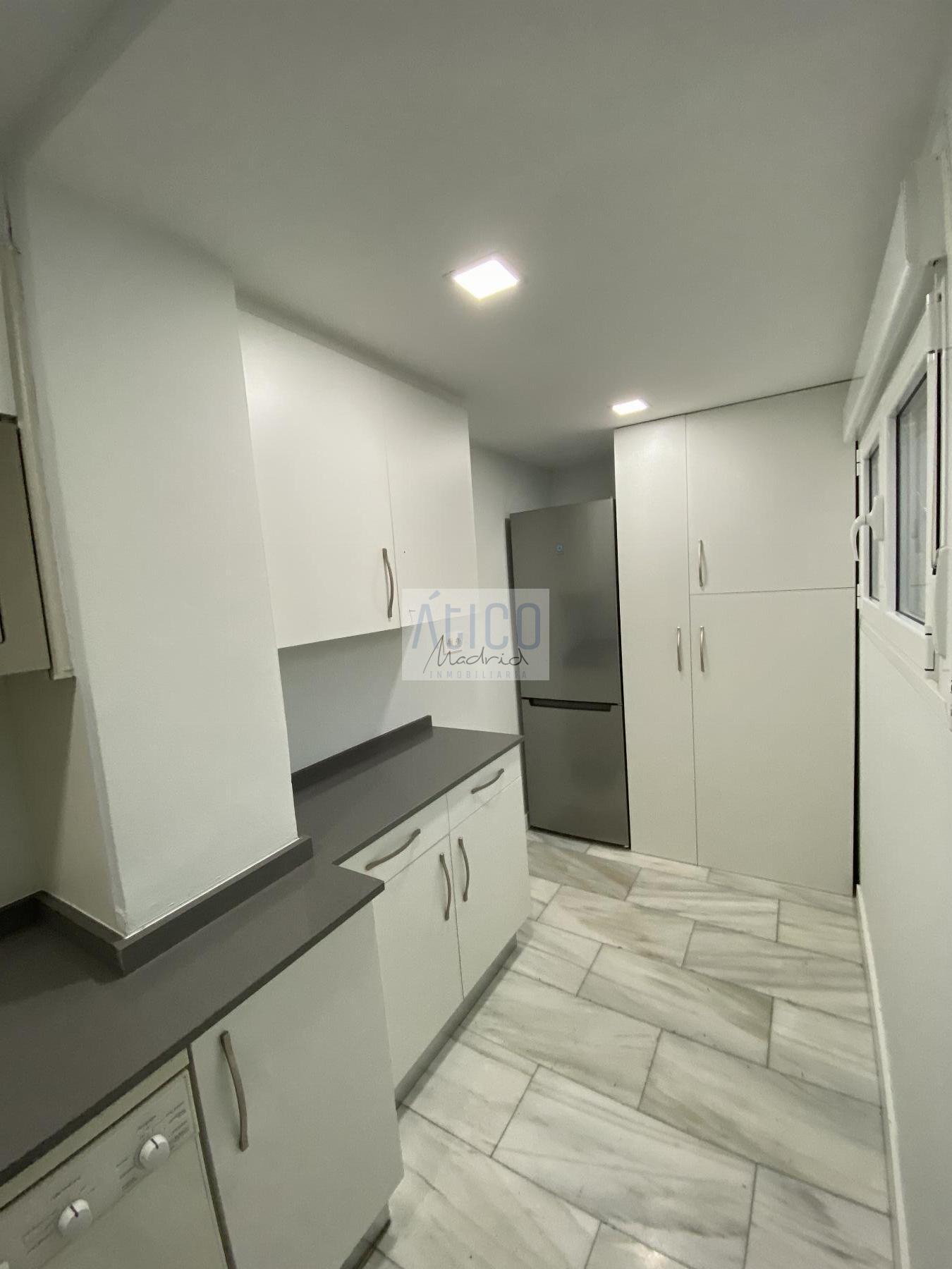 For rent of penthouse in Madrid