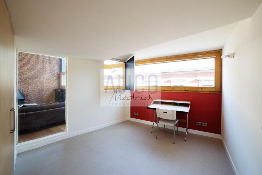 For rent of penthouse in Madrid