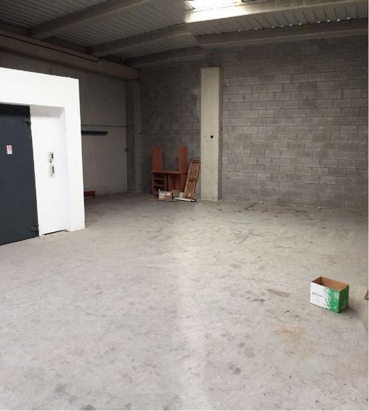 For sale of warehouse in Siero