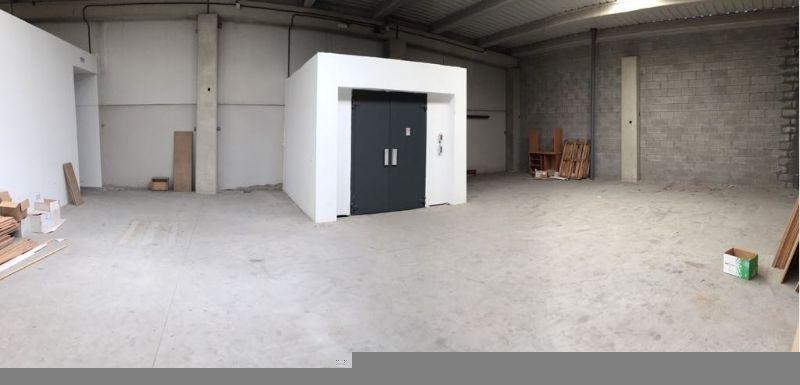 For sale of warehouse in Siero