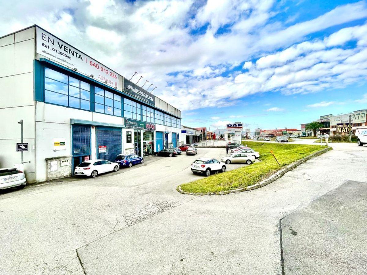 For sale of industrial plant/warehouse in Siero