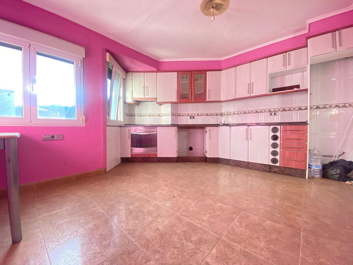 For sale of flat in Langreo