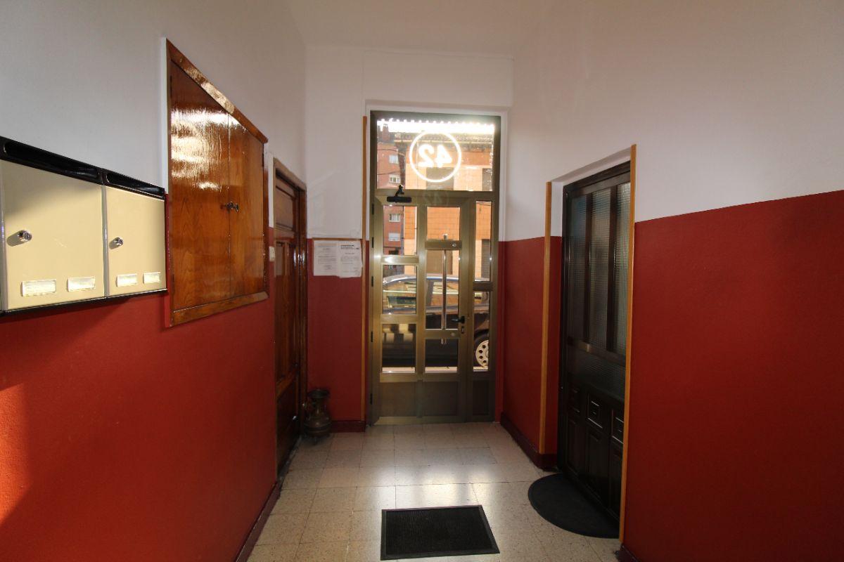 For sale of flat in Langreo