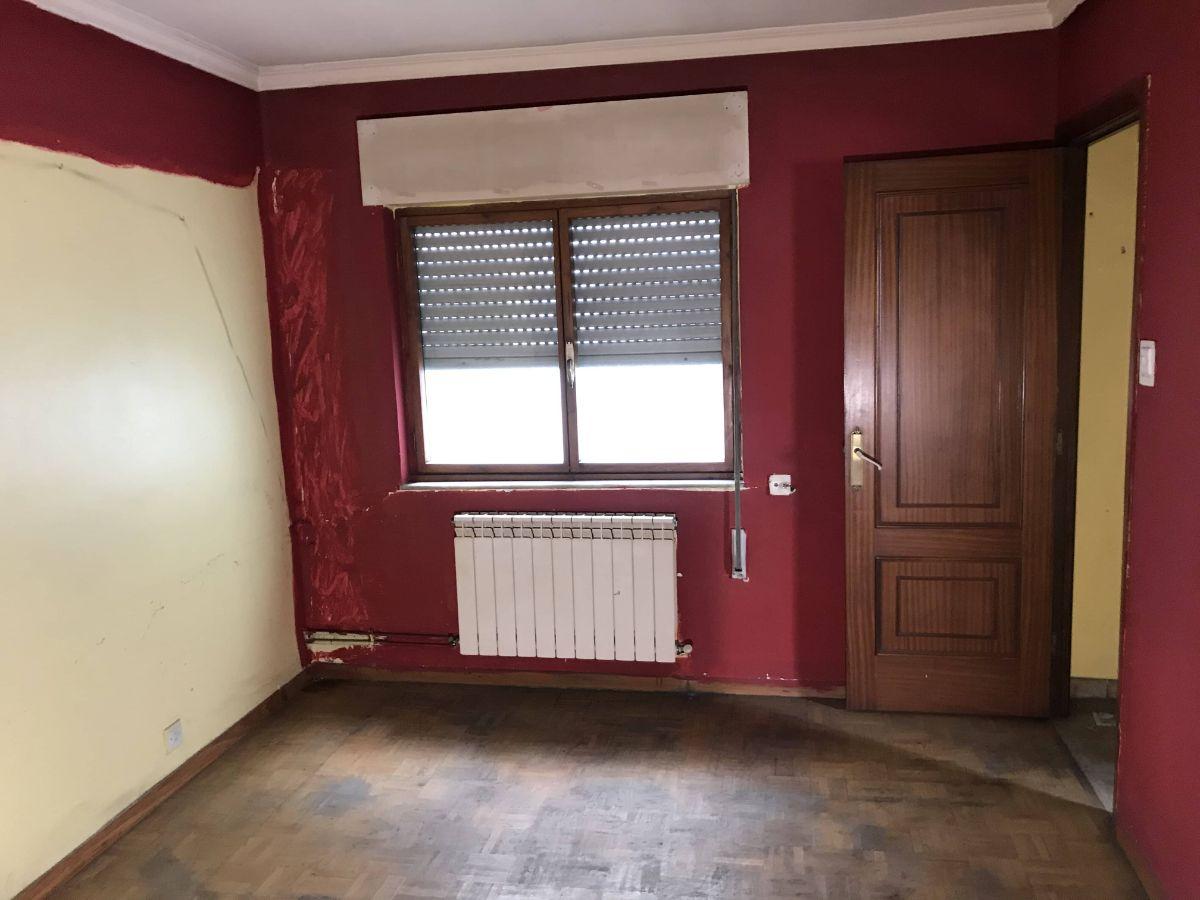 For sale of flat in Langreo