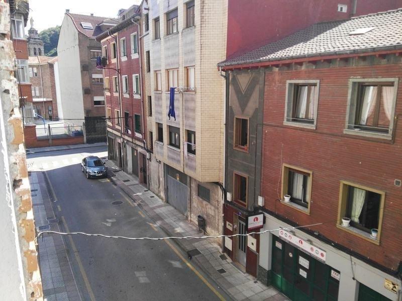 For sale of flat in Langreo