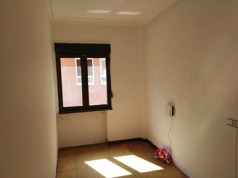 For sale of flat in Langreo