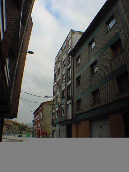 For sale of flat in Langreo