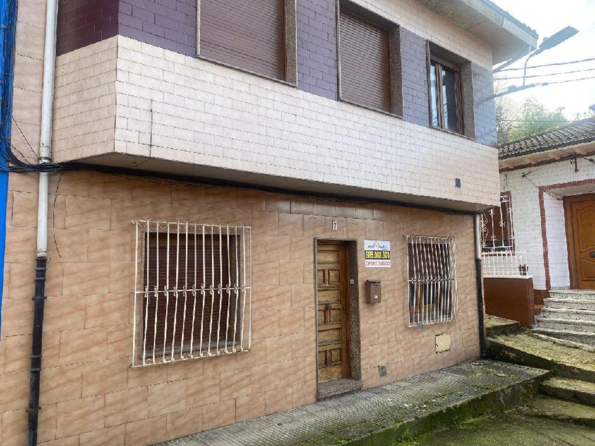 Venta de casa en San Martín del Rey Aurelio