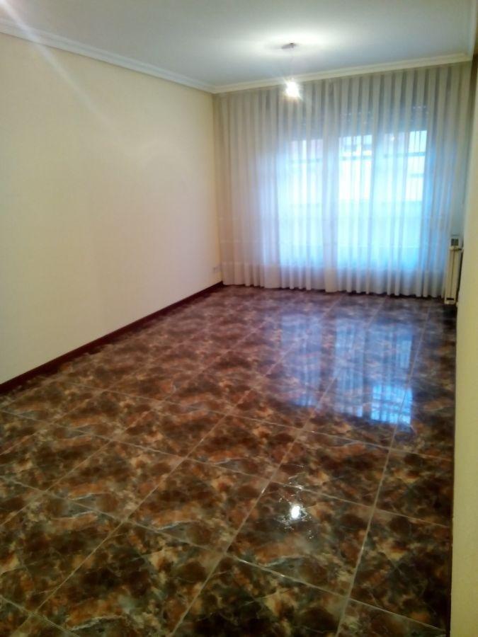 For sale of flat in Oviedo