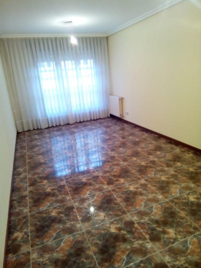 For sale of flat in Oviedo