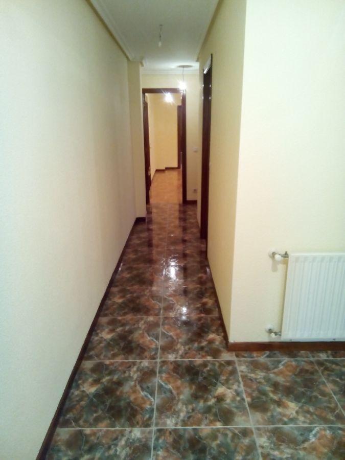 For sale of flat in Oviedo