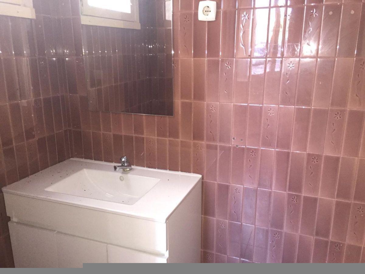 For sale of premises in Siero