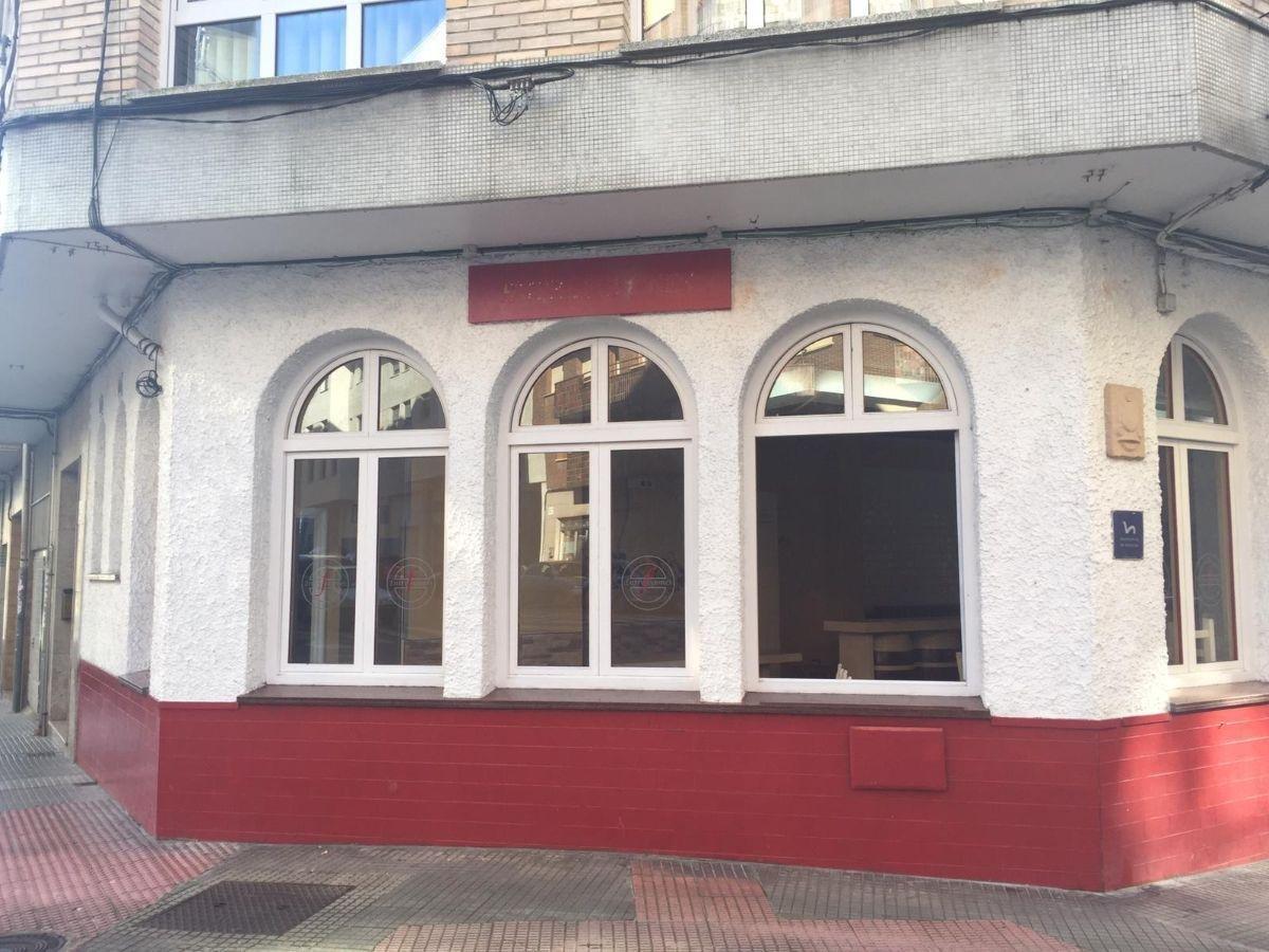 For sale of premises in Siero