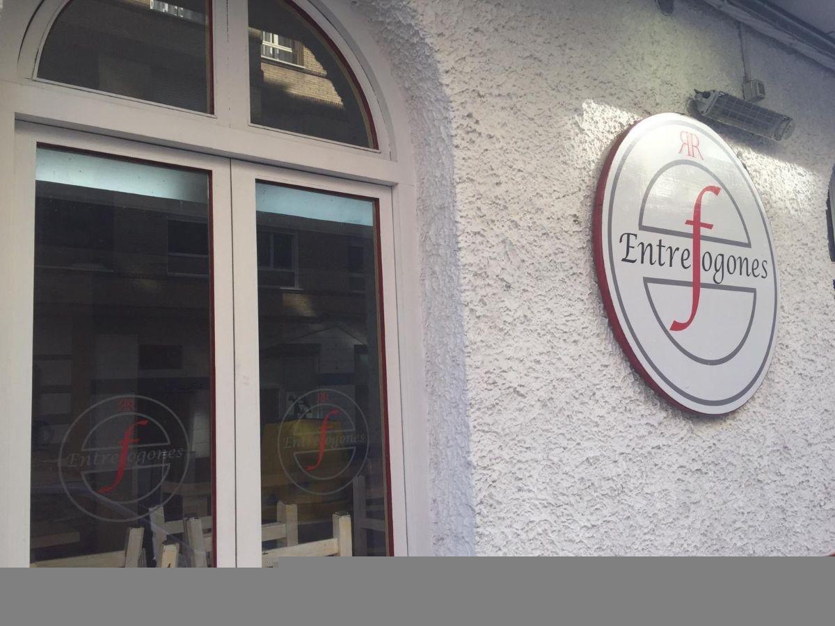 For sale of premises in Siero