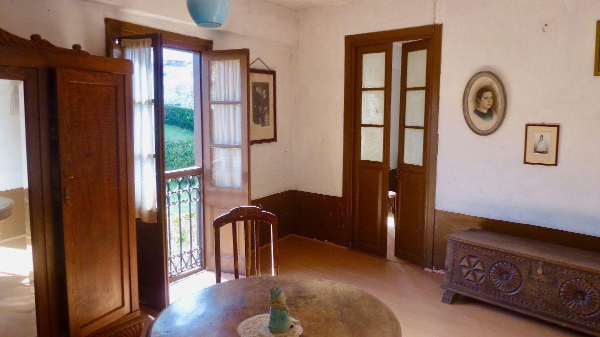 For sale of house in Nava