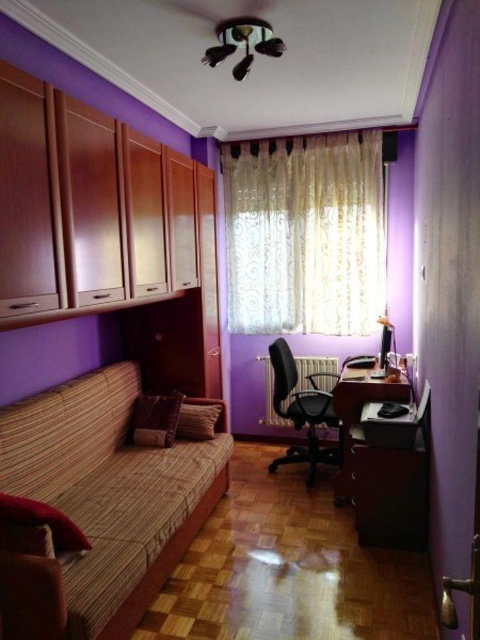 For sale of flat in Oviedo