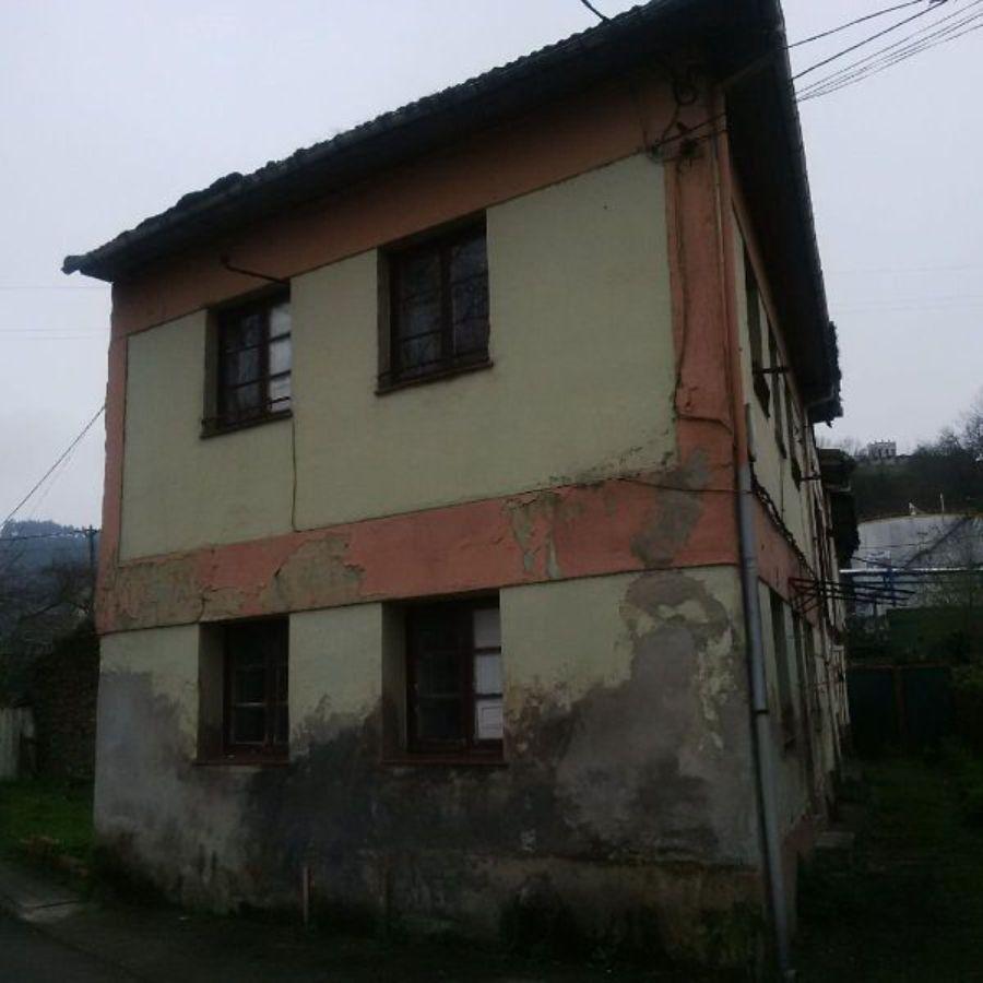 For sale of house in Oviedo