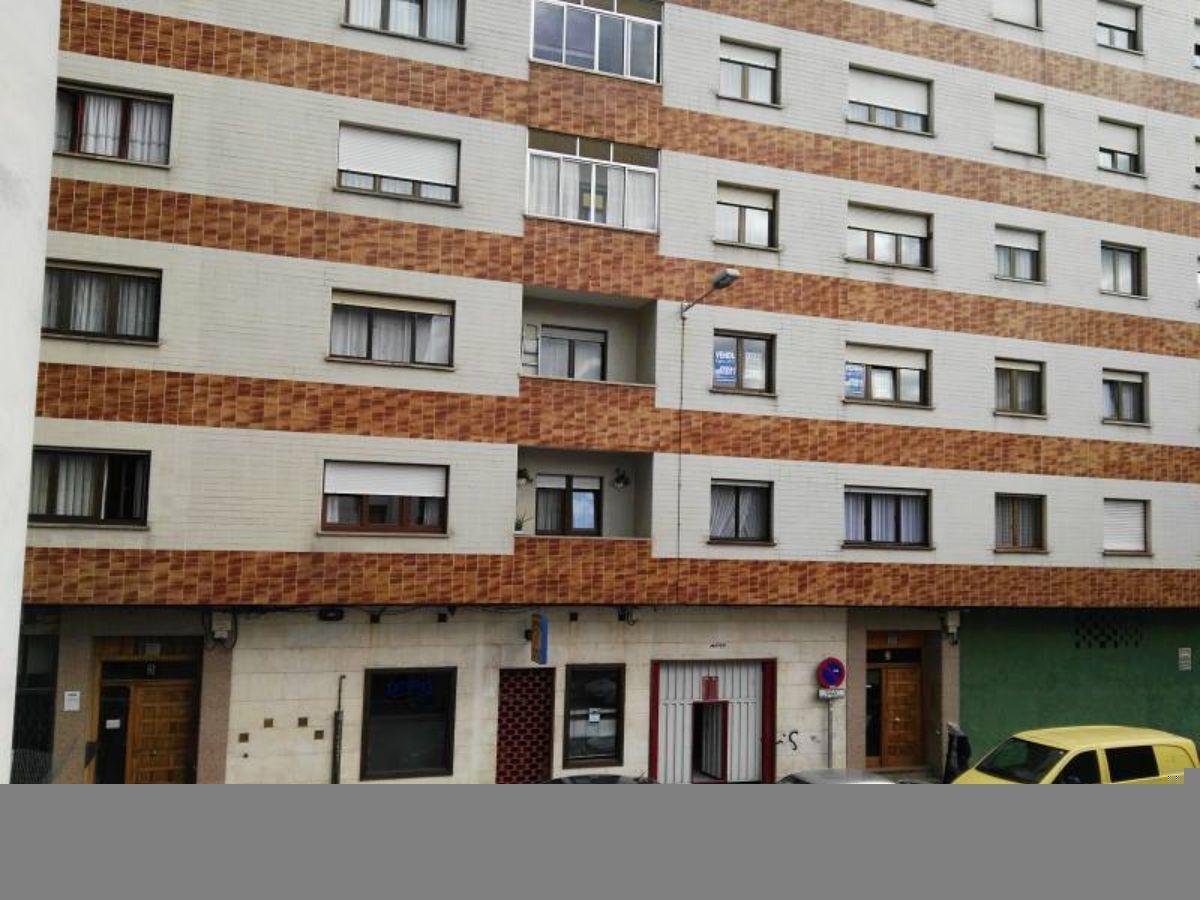 For sale of flat in Langreo