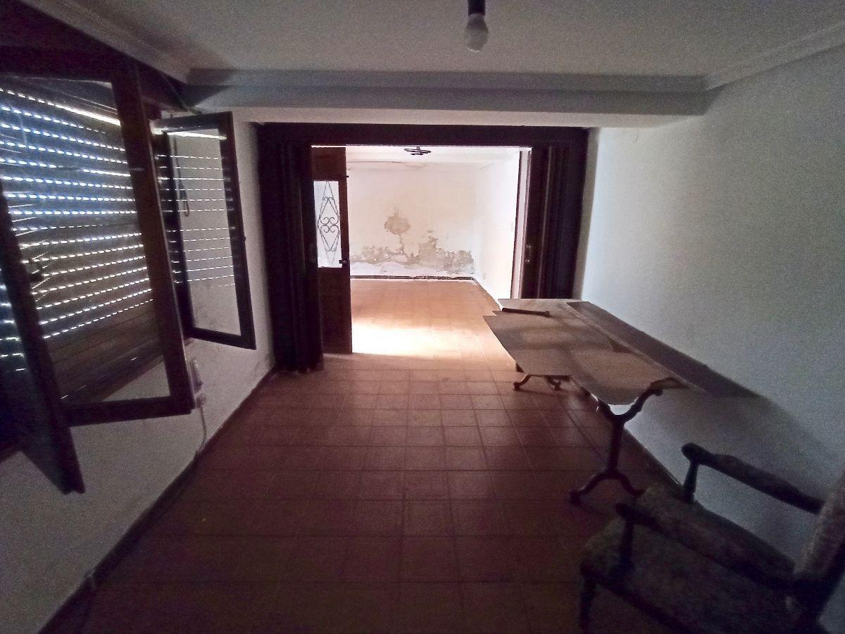 For sale of house in Nava