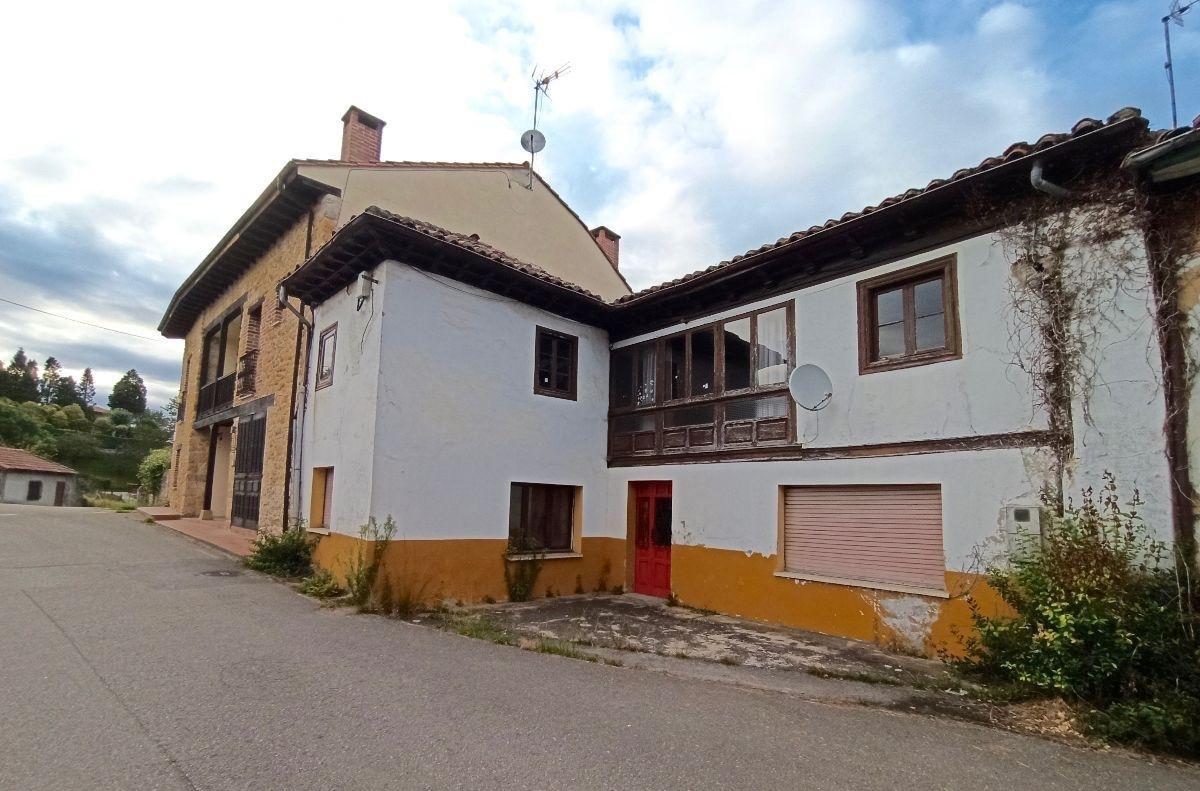 Venta de casa en Nava