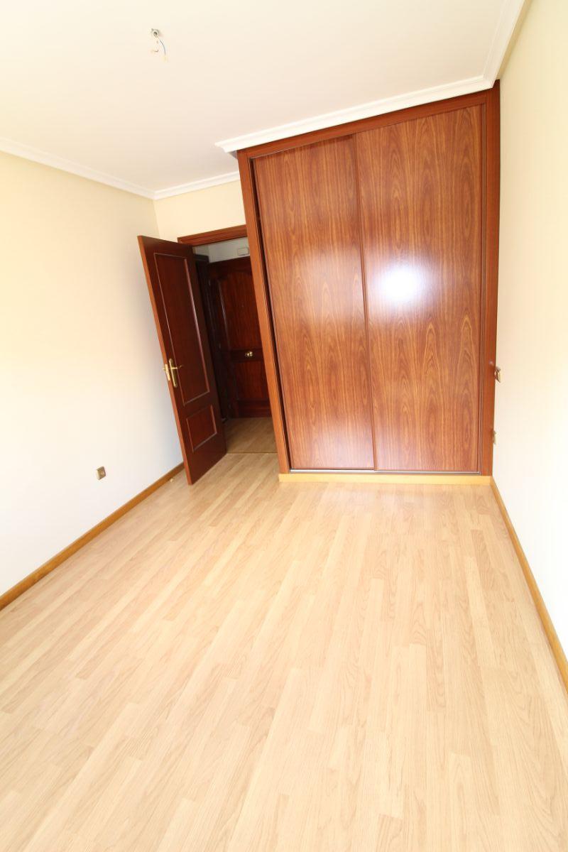 For sale of flat in Noreña Concejo