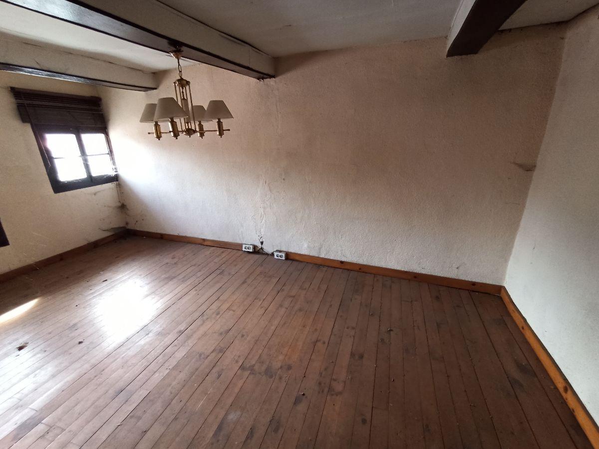 For sale of house in Piloña