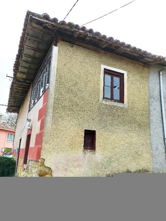 For sale of house in Piloña