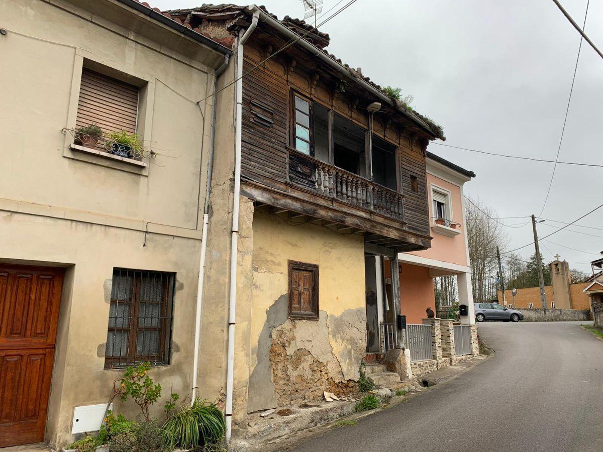 For sale of house in Siero