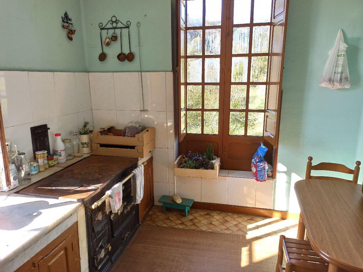 For sale of house in Piloña