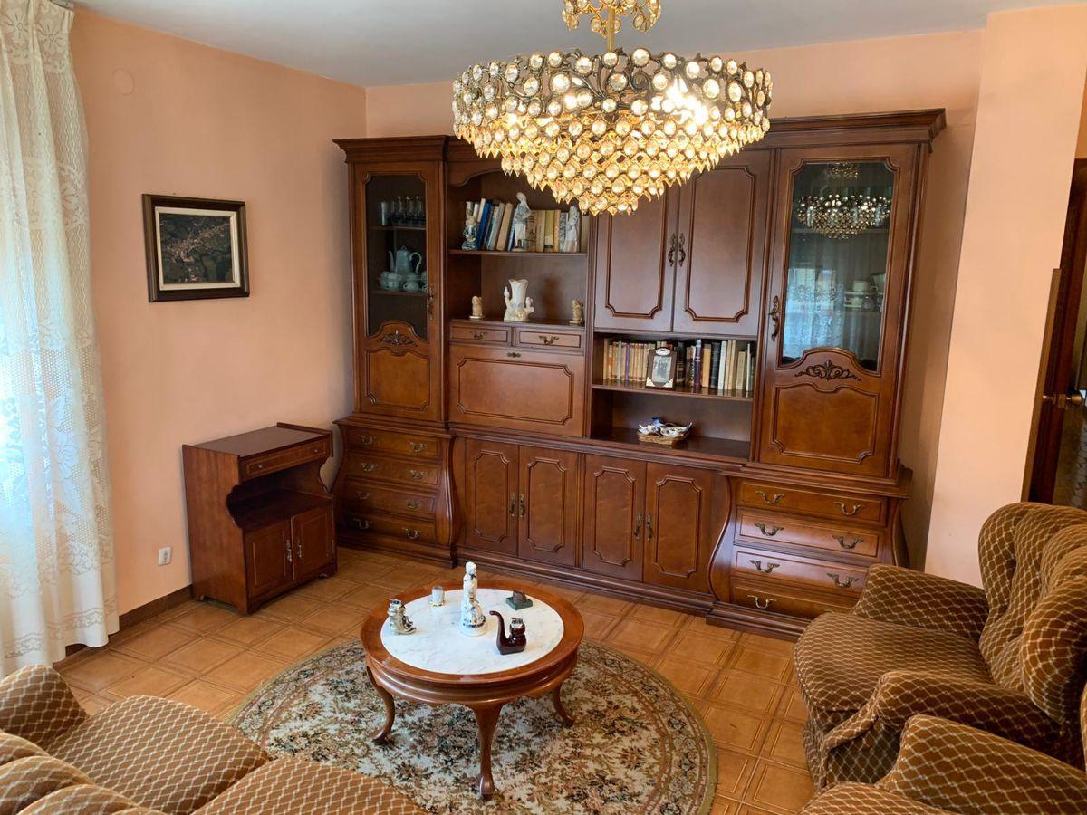 For sale of flat in Bimenes