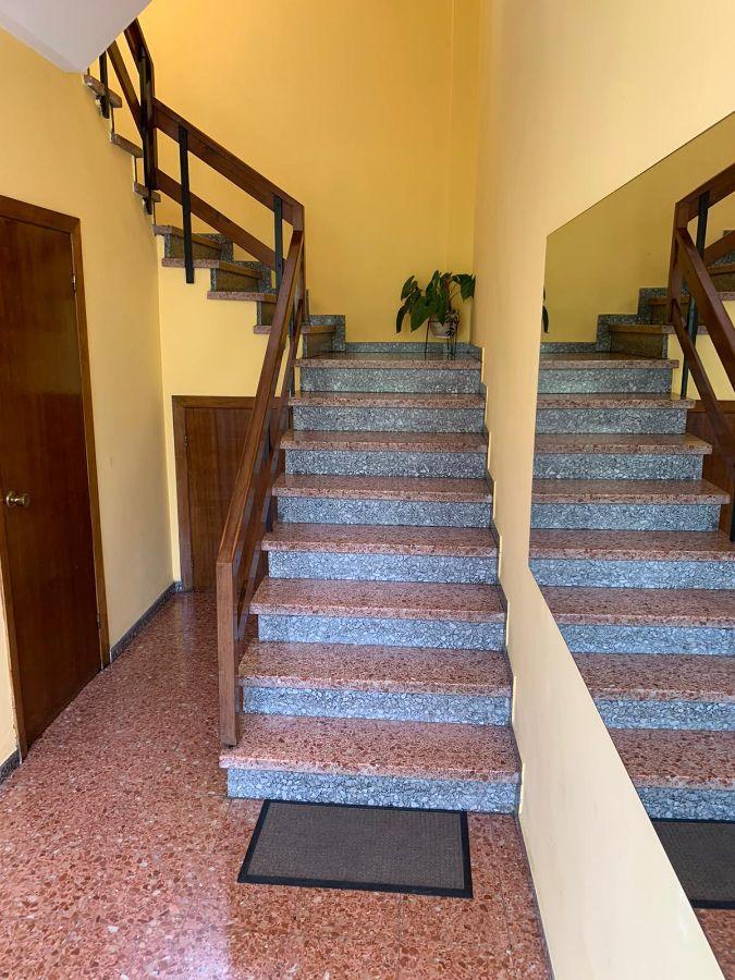 For sale of flat in Bimenes