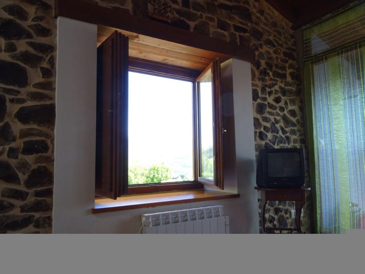 For sale of house in Piloña