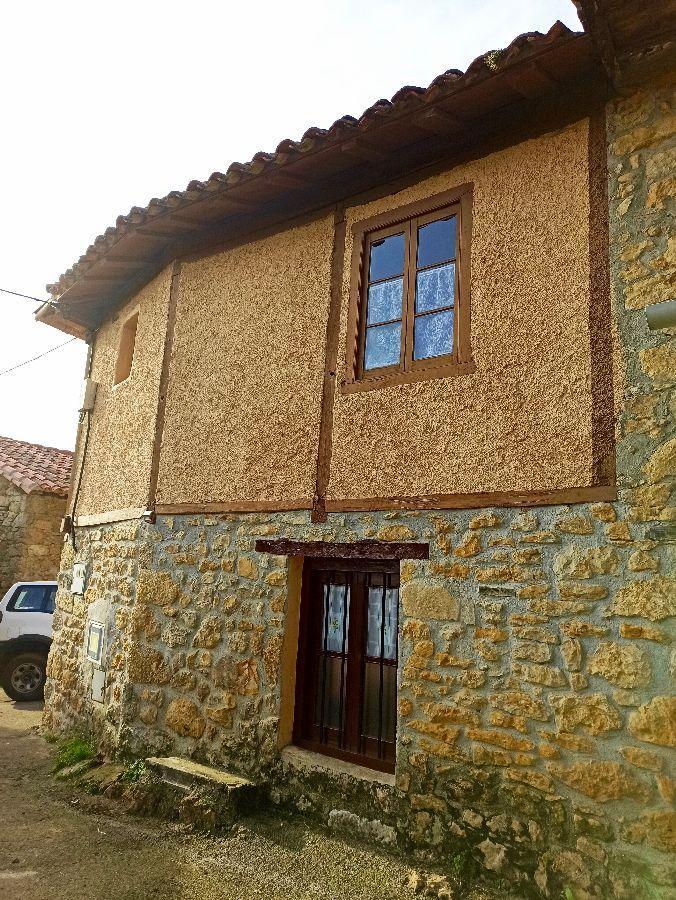 For sale of house in Piloña